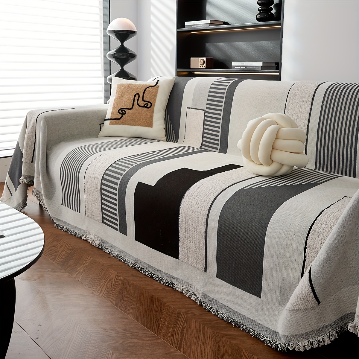 Non-Slip Chenille Sofa Cover with Tassels - All-Season, Machine Washable, Fits Single to Four Seater Sofas, Pet-Friendly - Image 7